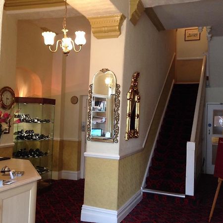 Grand Ash Hotel Llandudno Exterior photo