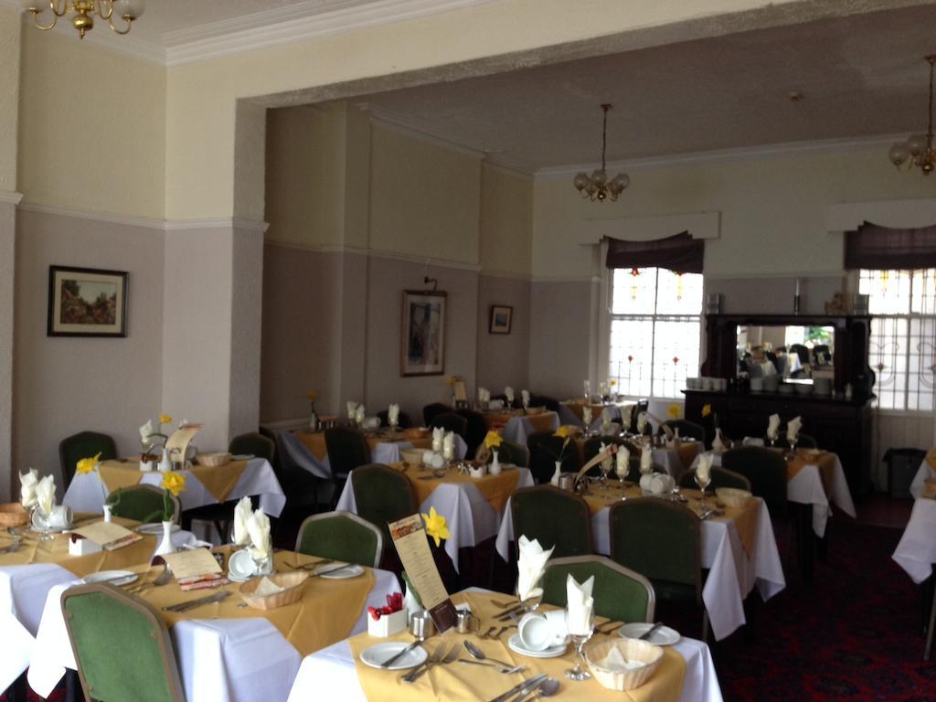 Grand Ash Hotel Llandudno Exterior photo
